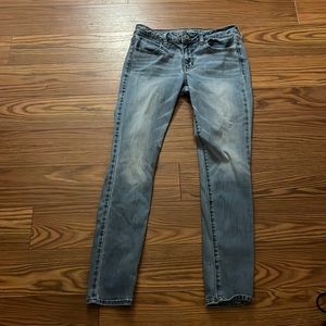 Light American eagle jeans size 8 regular/standard
